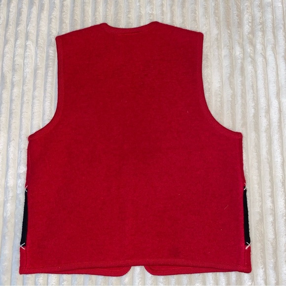 Red and Black Zip-Up Vest with Snowflake Pattern Wool Christmas Ugly Sweater - Picture 2 of 6
